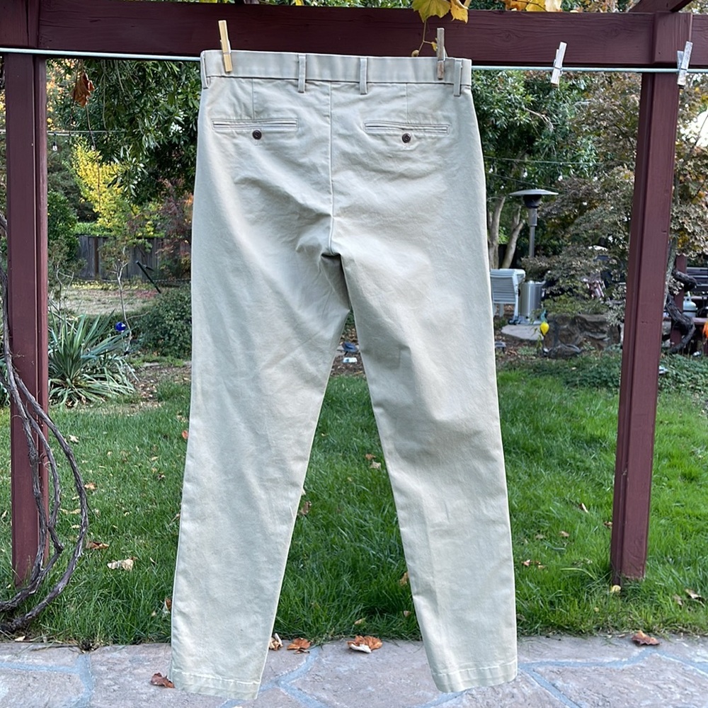 ๐ GAP; Classic Khaki Casual Pants SLIM Waist 32โand Inseam is 32.โ Nice Shape! - Picture 3 of 7
